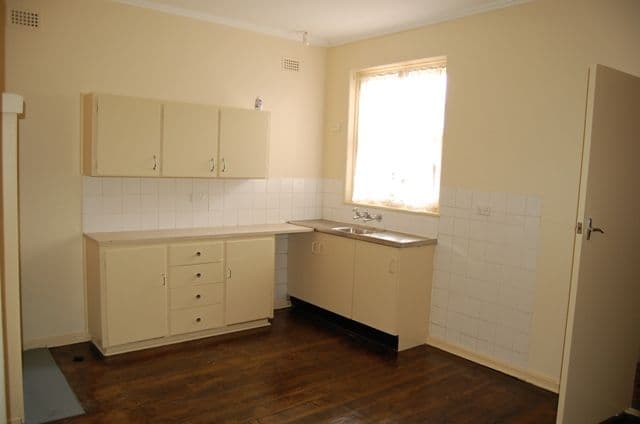8-10 Fullerton Crescent, Port Augusta SA 5700, Port Augusta - Thumbnail 4