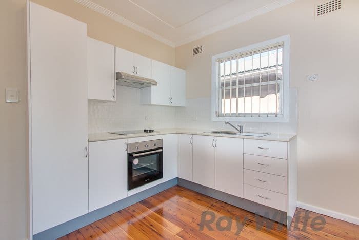 57 Macquarie Street, Barnsley - Thumbnail 2