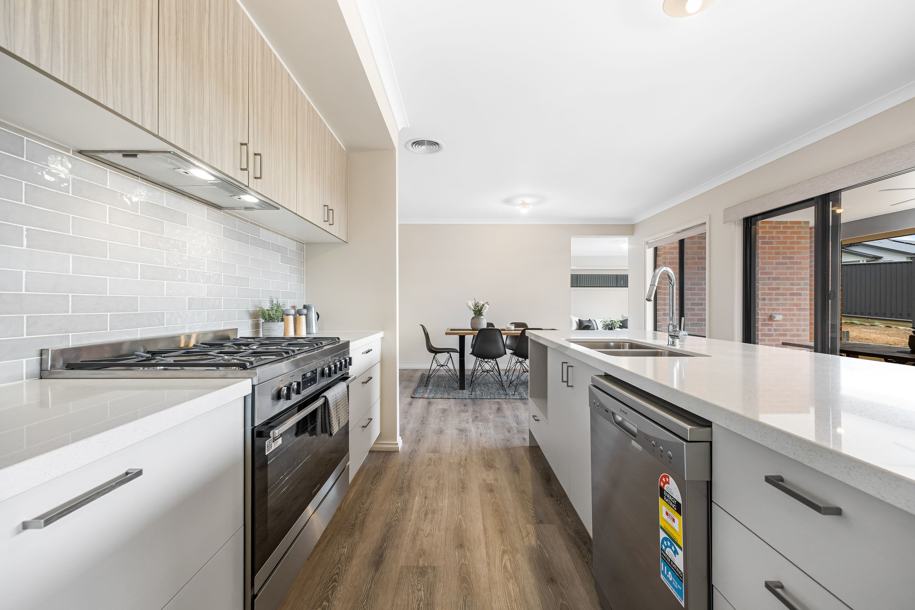 34 Hains Close, Beaufort VIC 3373, Beaufort - Thumbnail 3