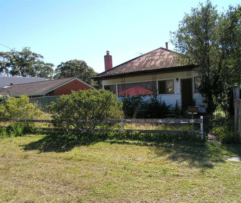 12 Boongala Avenue, EMPIRE BAY NSW 2257, Empire Bay - Thumbnail 2