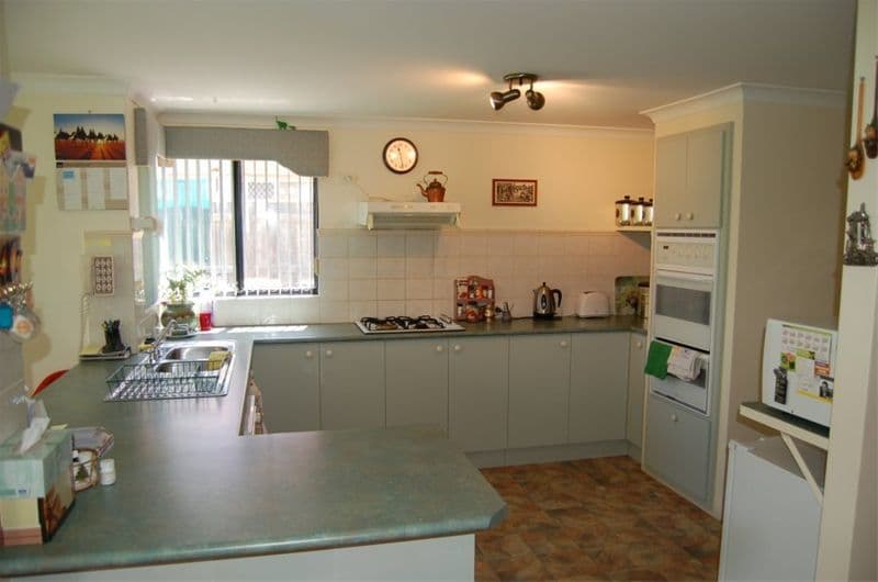111 Tibradden Circle, ASCOT WA 6104, Ascot - Thumbnail 6