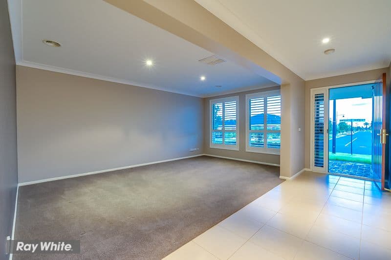 15 DANFIELD Drive, Tarneit VIC 3029, Tarneit - Thumbnail 3