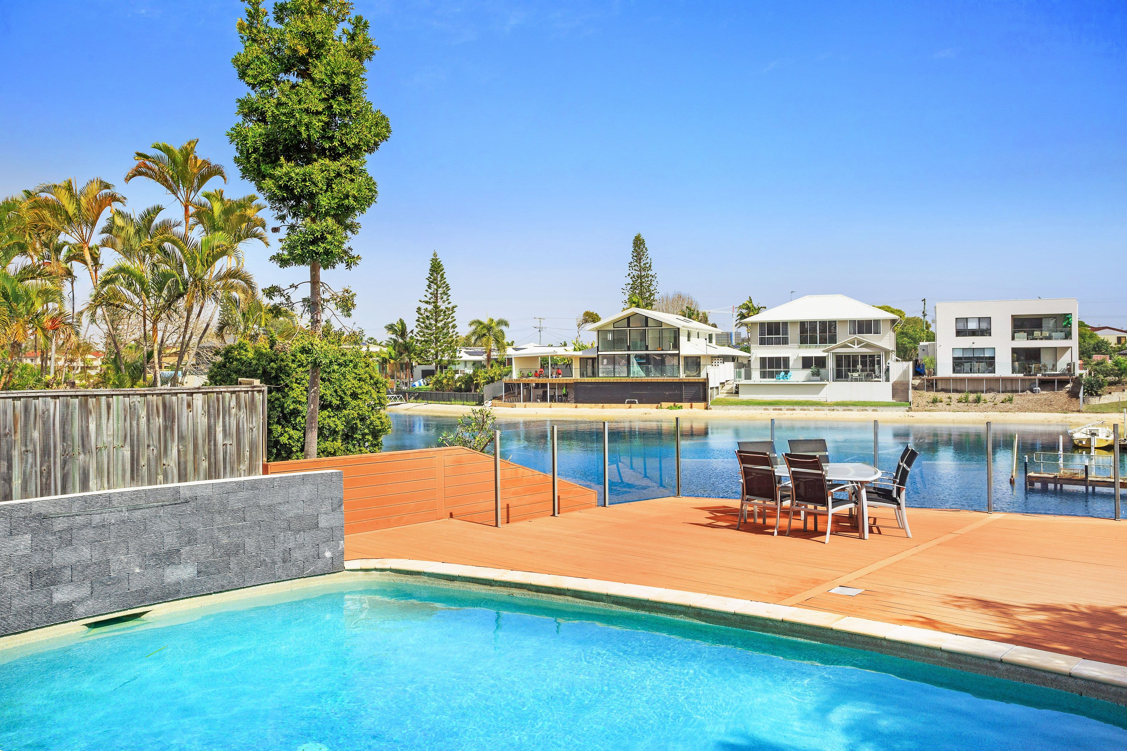 3 Maureen Court, Broadbeach Waters QLD 4218, Broadbeach Waters - Thumbnail 2