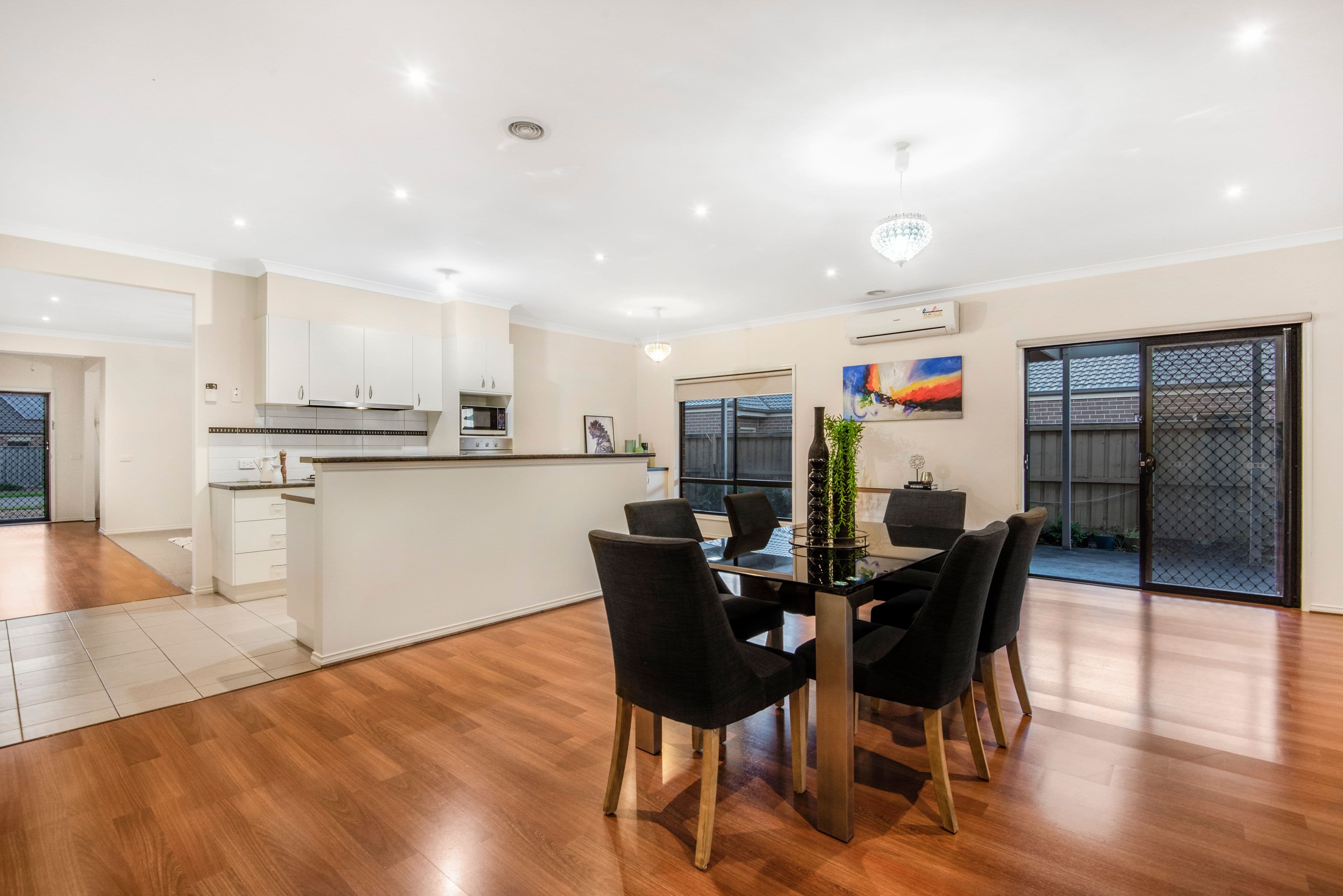 19 Flametree Circuit, Cranbourne VIC 3977, Cranbourne - Thumbnail 4