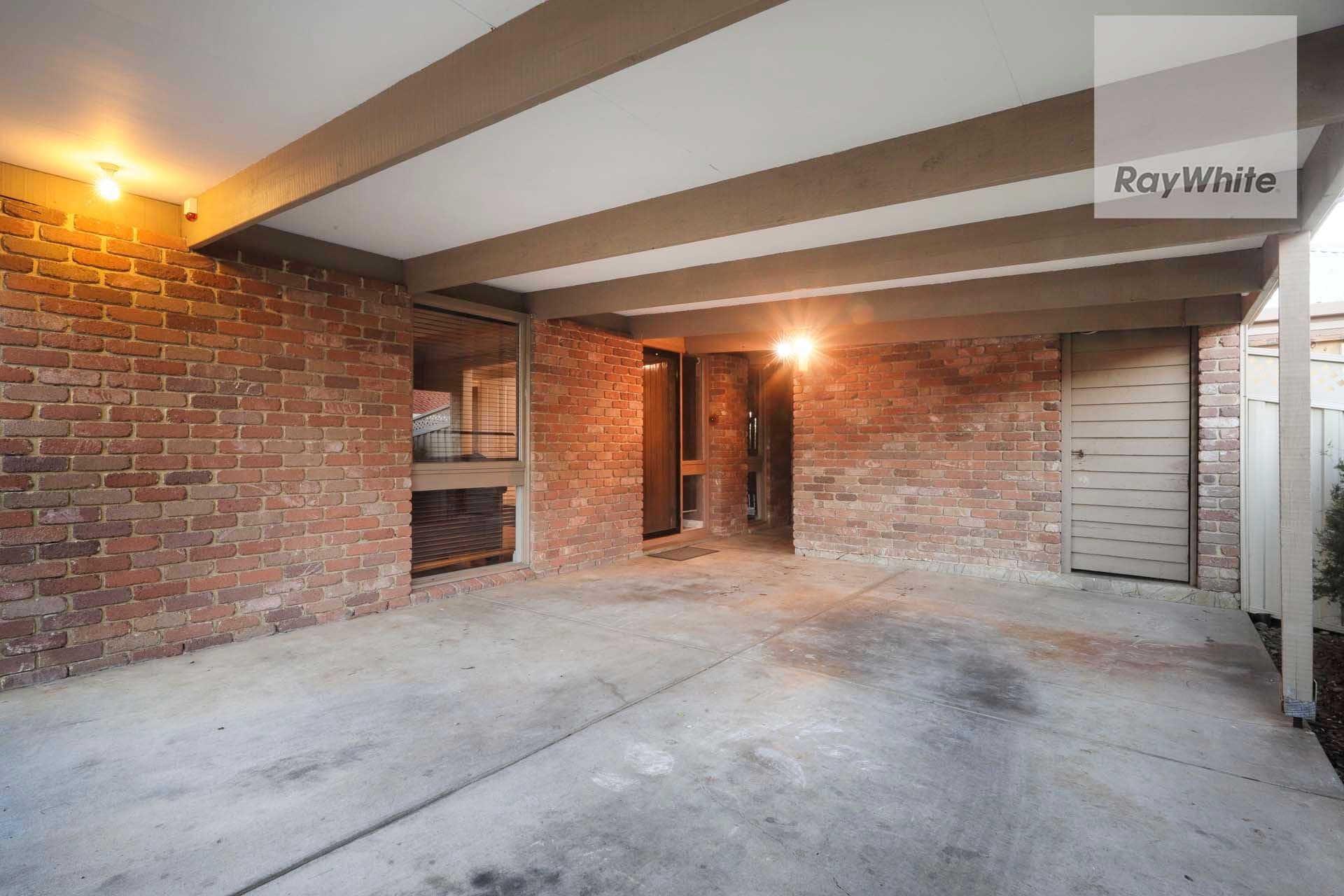4 Colden Court, Gladstone Park VIC 3043, Gladstone Park - Thumbnail 2