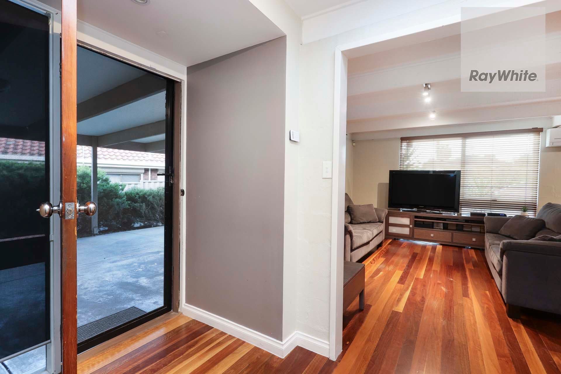 4 Colden Court, Gladstone Park VIC 3043, Gladstone Park - Thumbnail 3