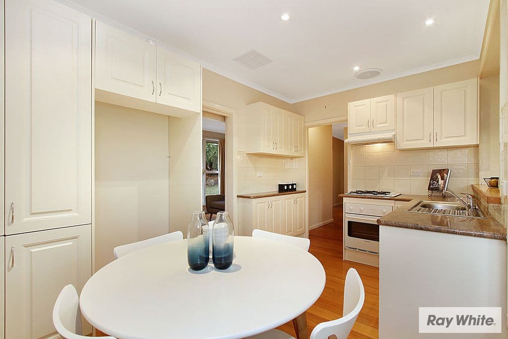 20 SWINBURNE Avenue, Mooroolbark VIC 3138, Mooroolbark - Thumbnail 4