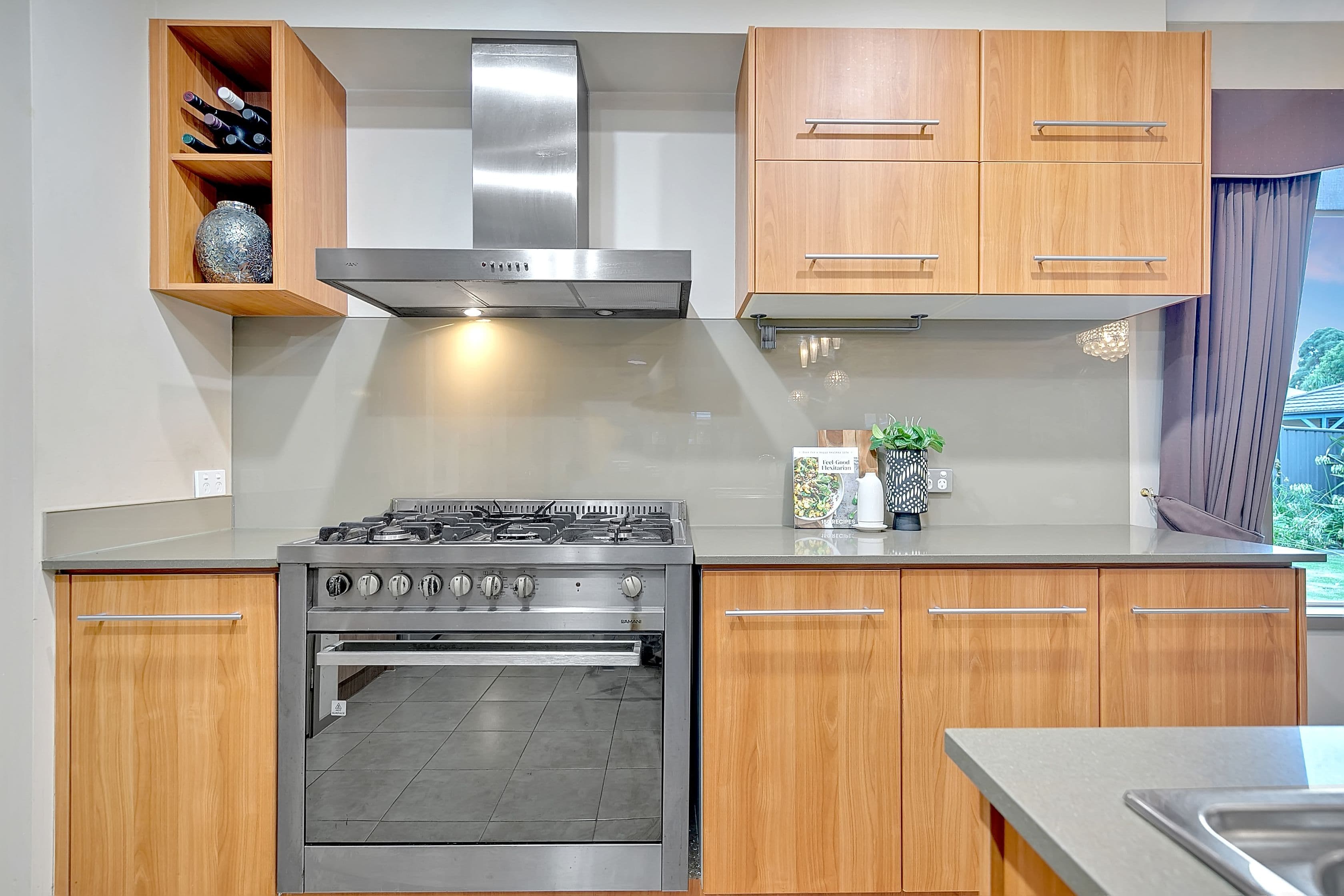 4 Wilderness Place, South Morang VIC 3752, South Morang - Thumbnail 3
