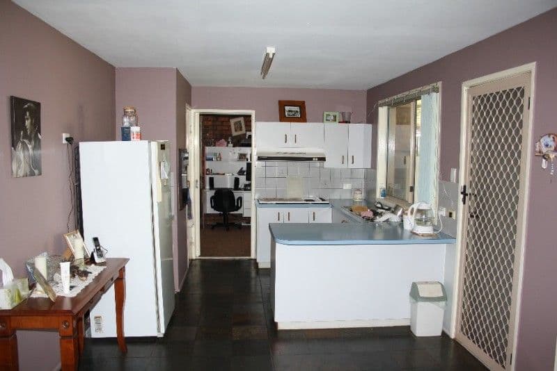 64 Hursley Road, NEWTOWN QLD 4350, Newtown - Thumbnail 4