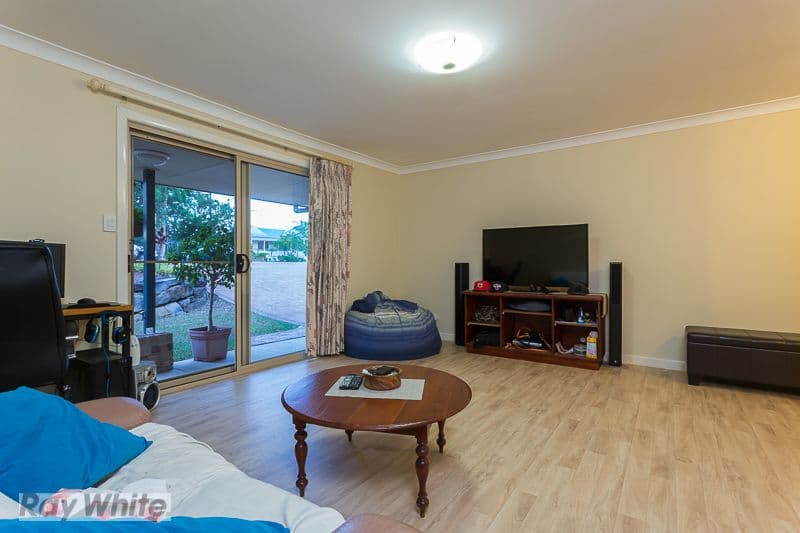 12 Larkspur Street, Redland Bay QLD 4165, Redland Bay - Thumbnail 6