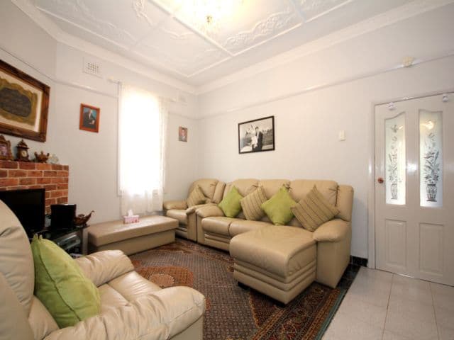29 Hampden Road, LAKEMBA NSW 2195, Lakemba - Thumbnail 2