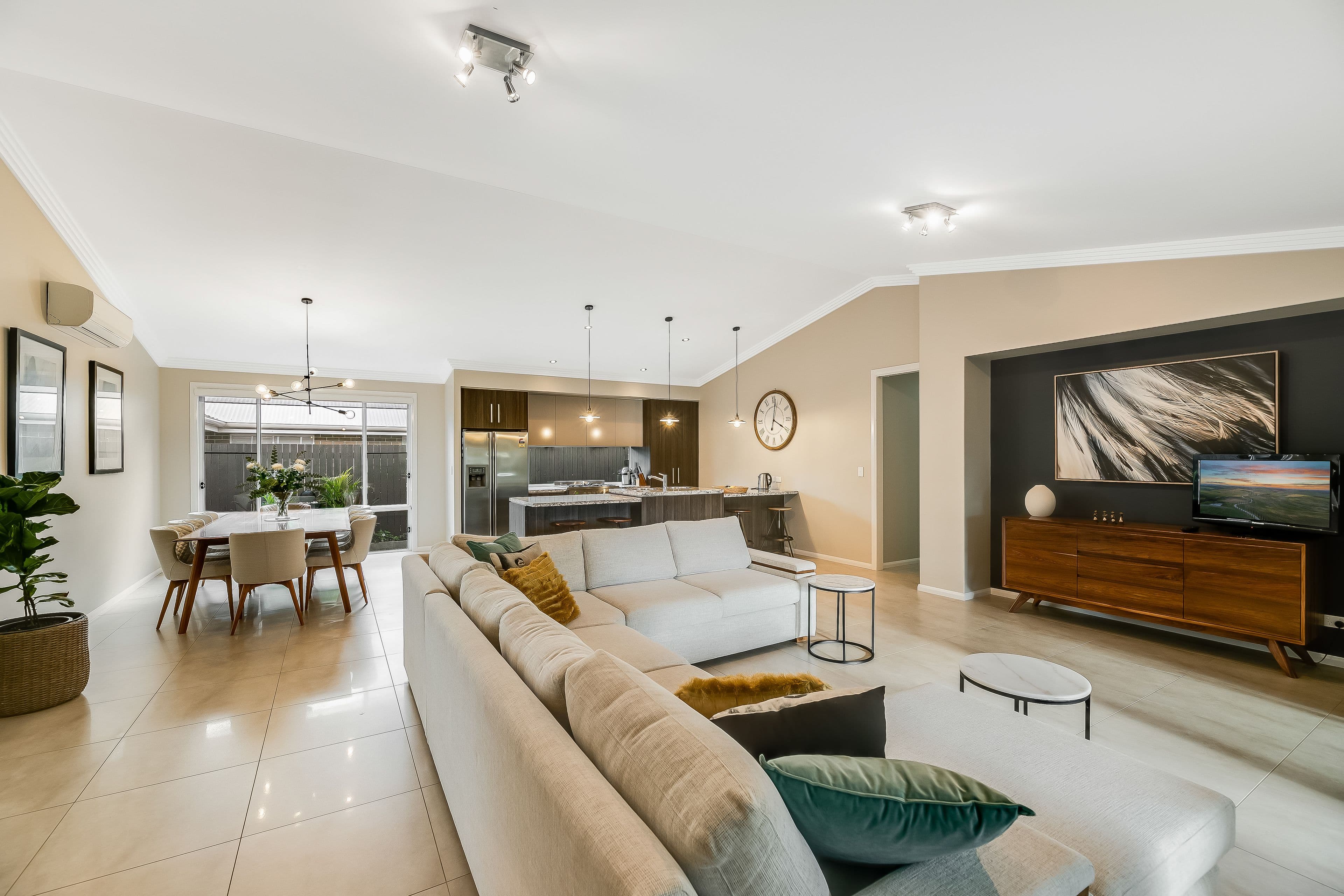 18 Brimblecombe Drive, Middle Ridge QLD 4350, Middle Ridge - Thumbnail 4