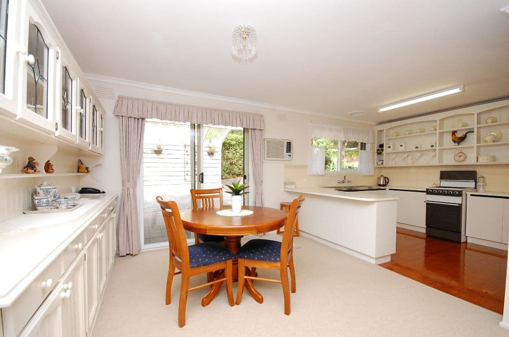 4 Loris Street, SILVAN VIC 3795, Silvan - Thumbnail 5