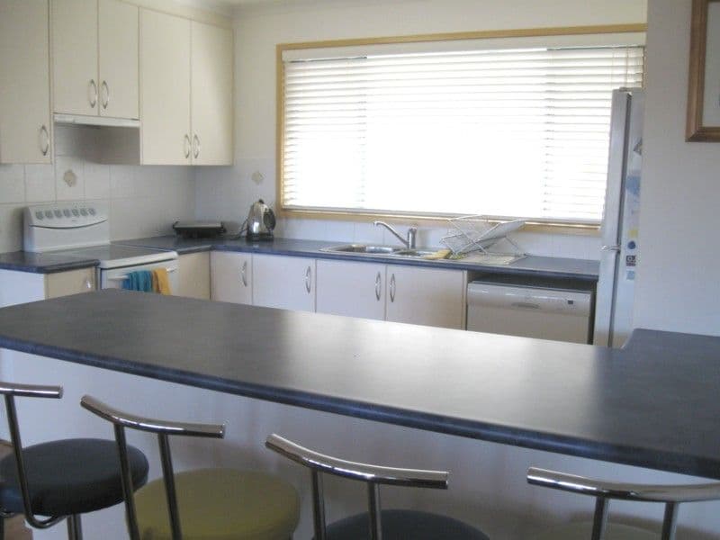 17 Annetts Parade, MOSSY POINT NSW 2537, Mossy Point - Thumbnail 4