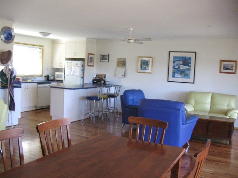 17 Annetts Parade, MOSSY POINT NSW 2537, Mossy Point - Thumbnail 6