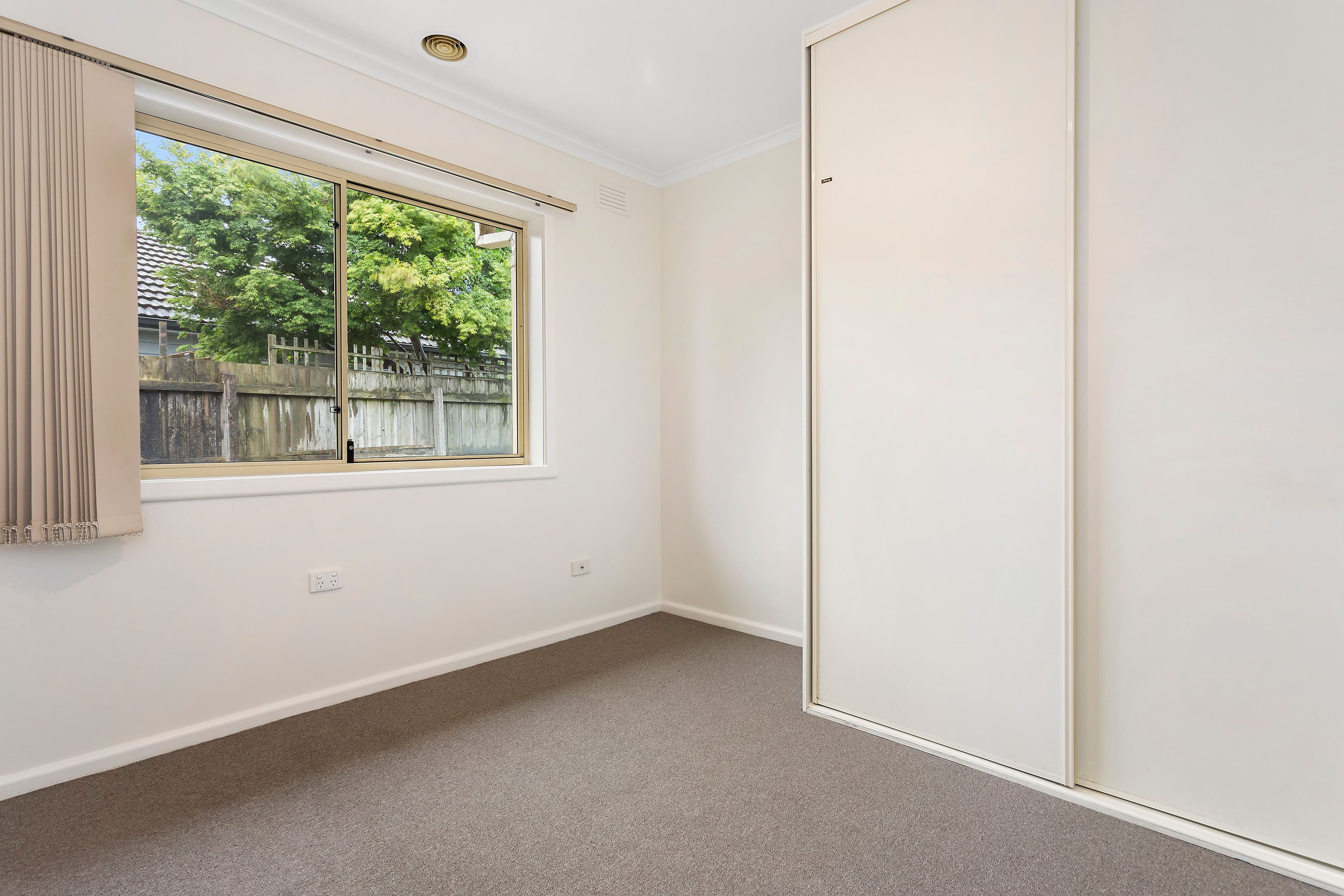 13 Bevan Avenue, Clayton South VIC 3169, Clayton South - Thumbnail 3