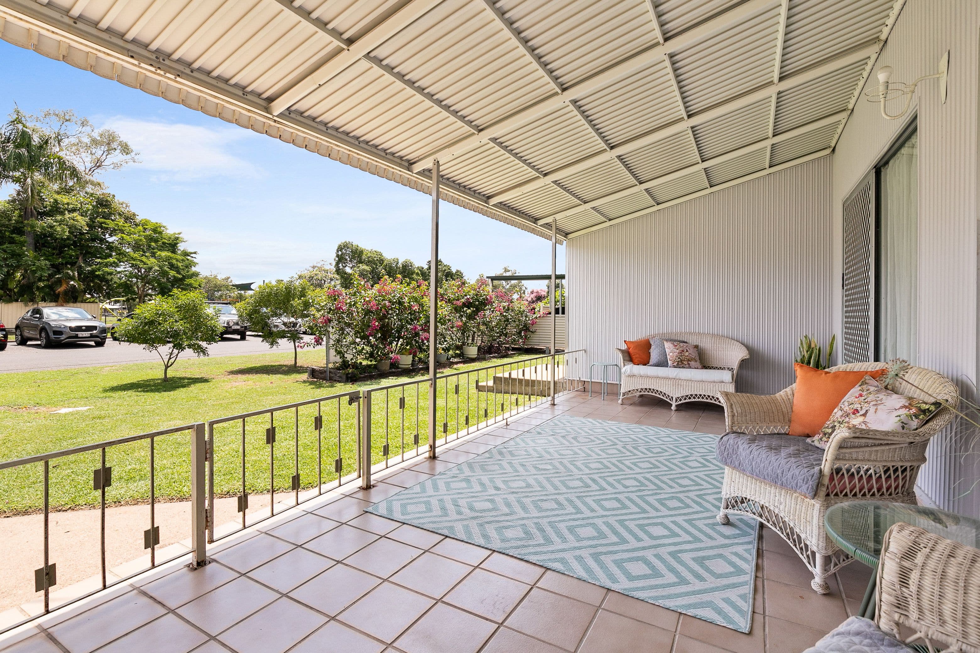 12 Yamala Street, Emerald QLD 4720, Emerald - Thumbnail 2