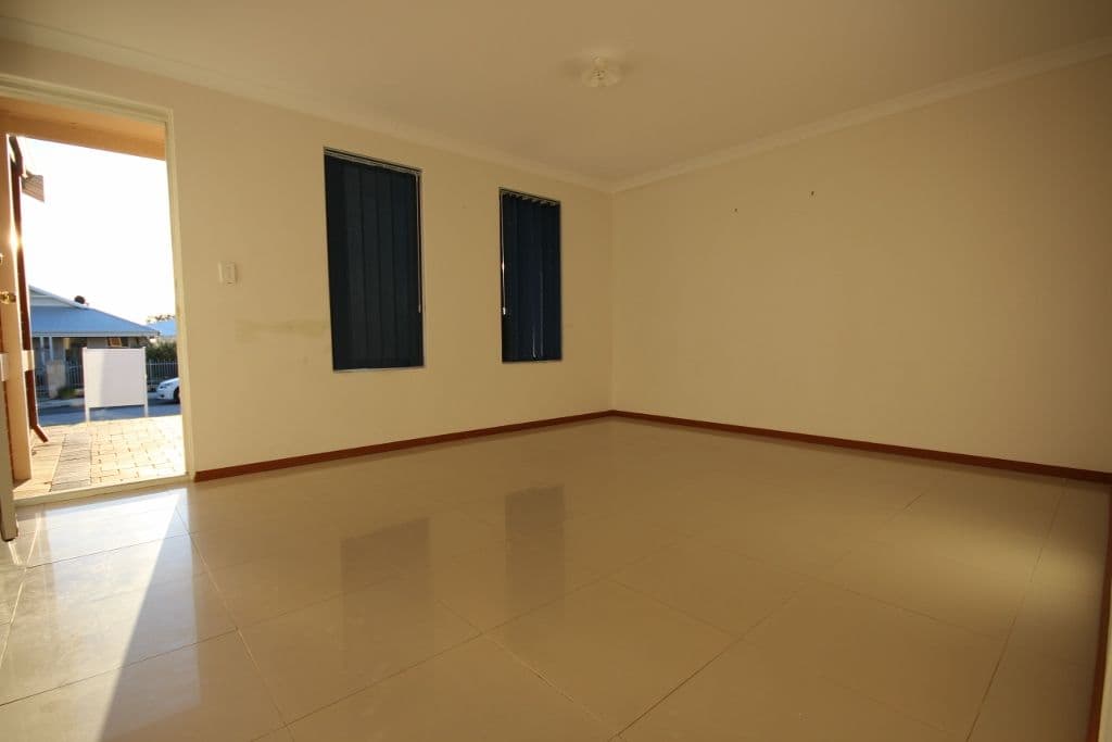 6 WHITECAP Street, YANCHEP WA 6035, Yanchep - Thumbnail 4