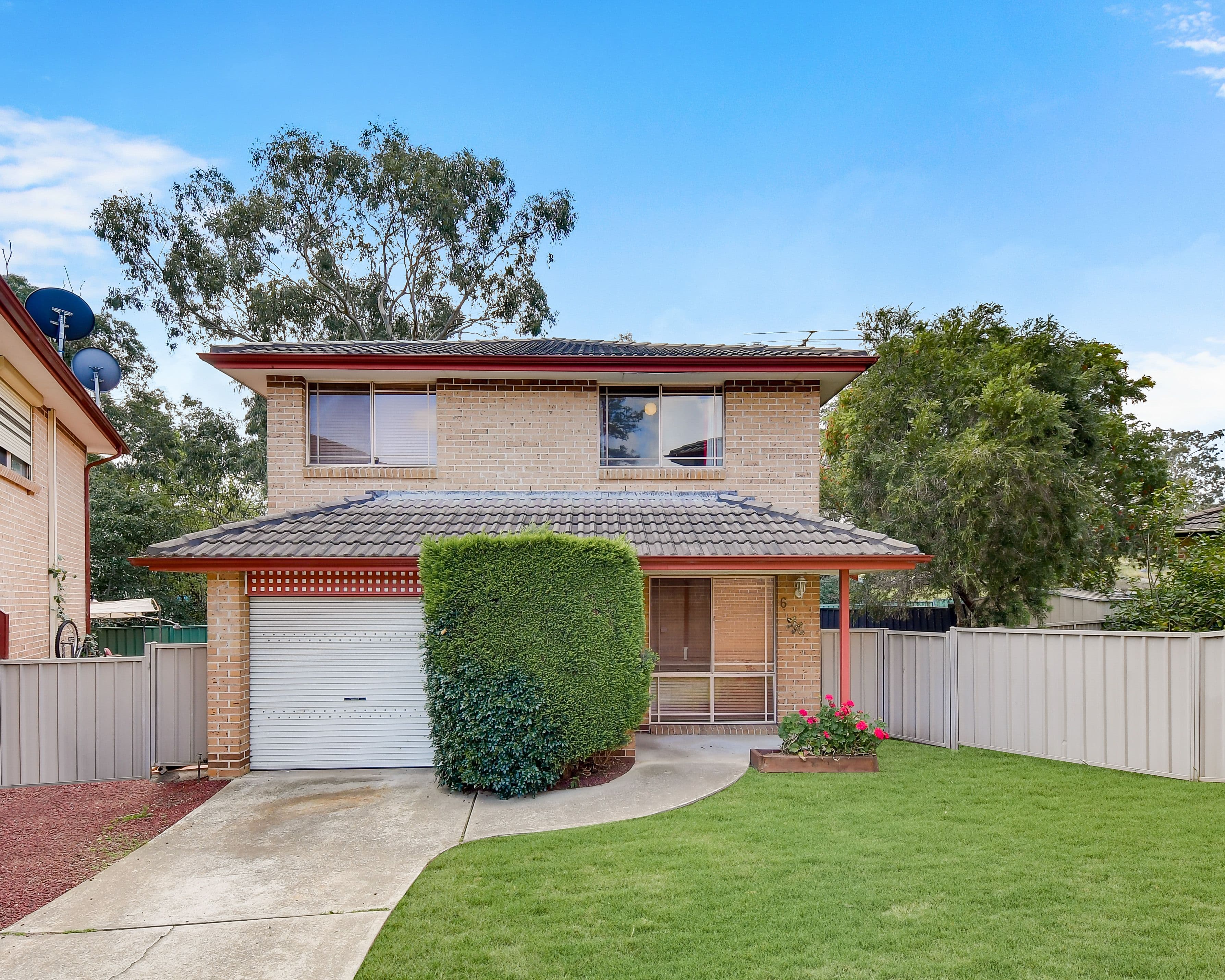 4 Westmoreland Road, Minto - Image 1