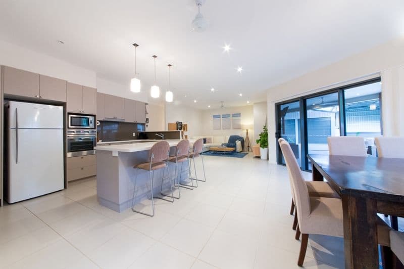 35 Valley Drive, CANNONVALE QLD 4802, Cannonvale - Thumbnail 8