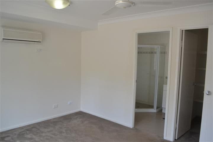 1 Lauren Court, South Gladstone QLD 4680, South Gladstone - Thumbnail 6