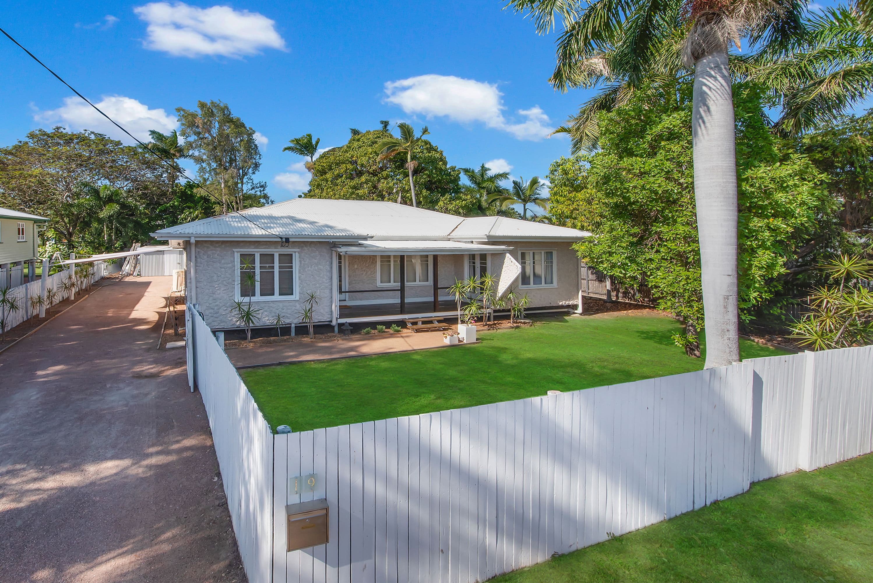 19 Granville Street, Pimlico QLD 4812, Pimlico - Thumbnail 2