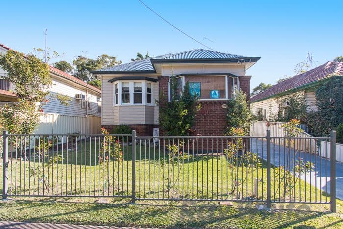 27 Maud Street, Mayfield West - Image 1