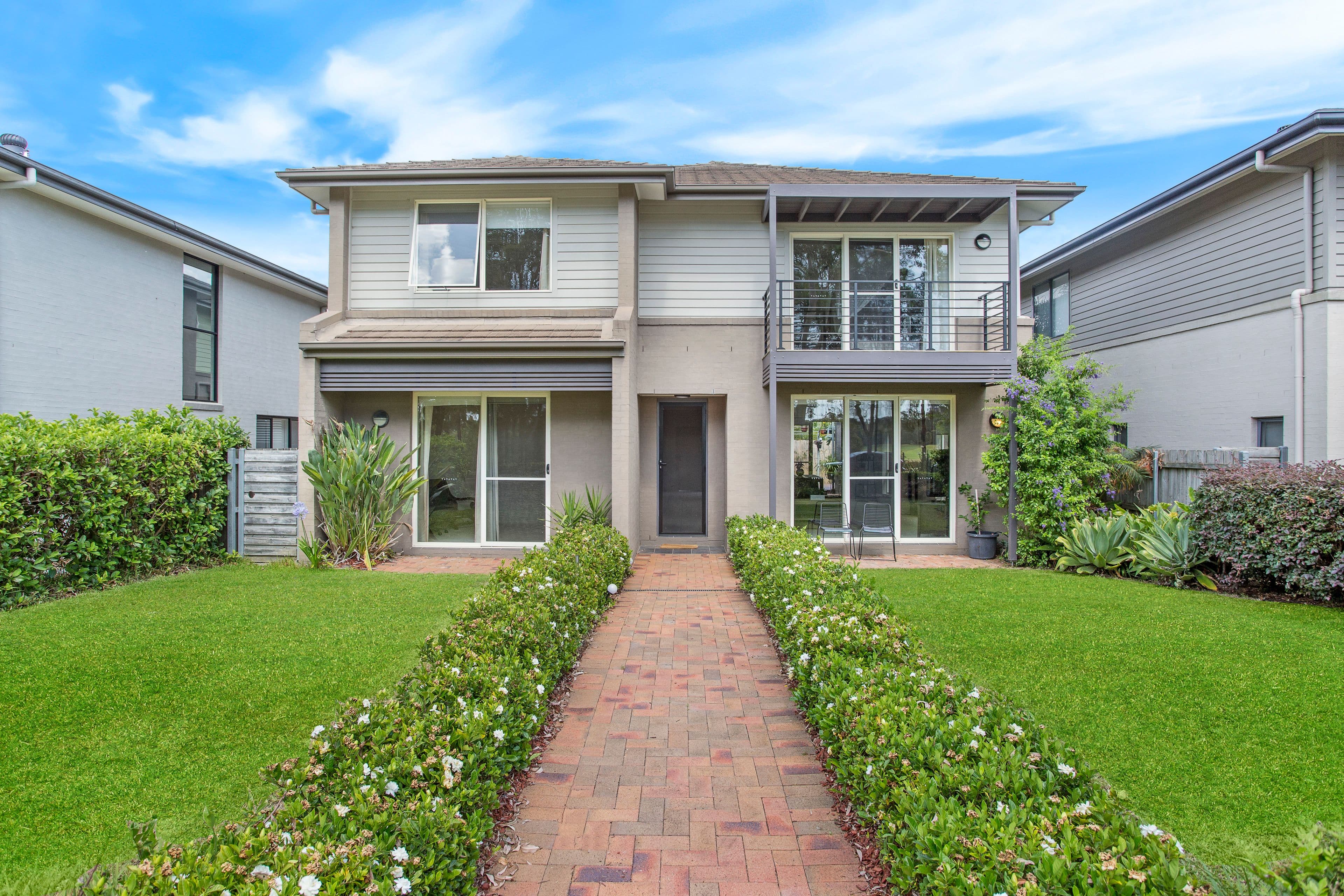 10 Kooindah Boulevard, Wyong - Image 1
