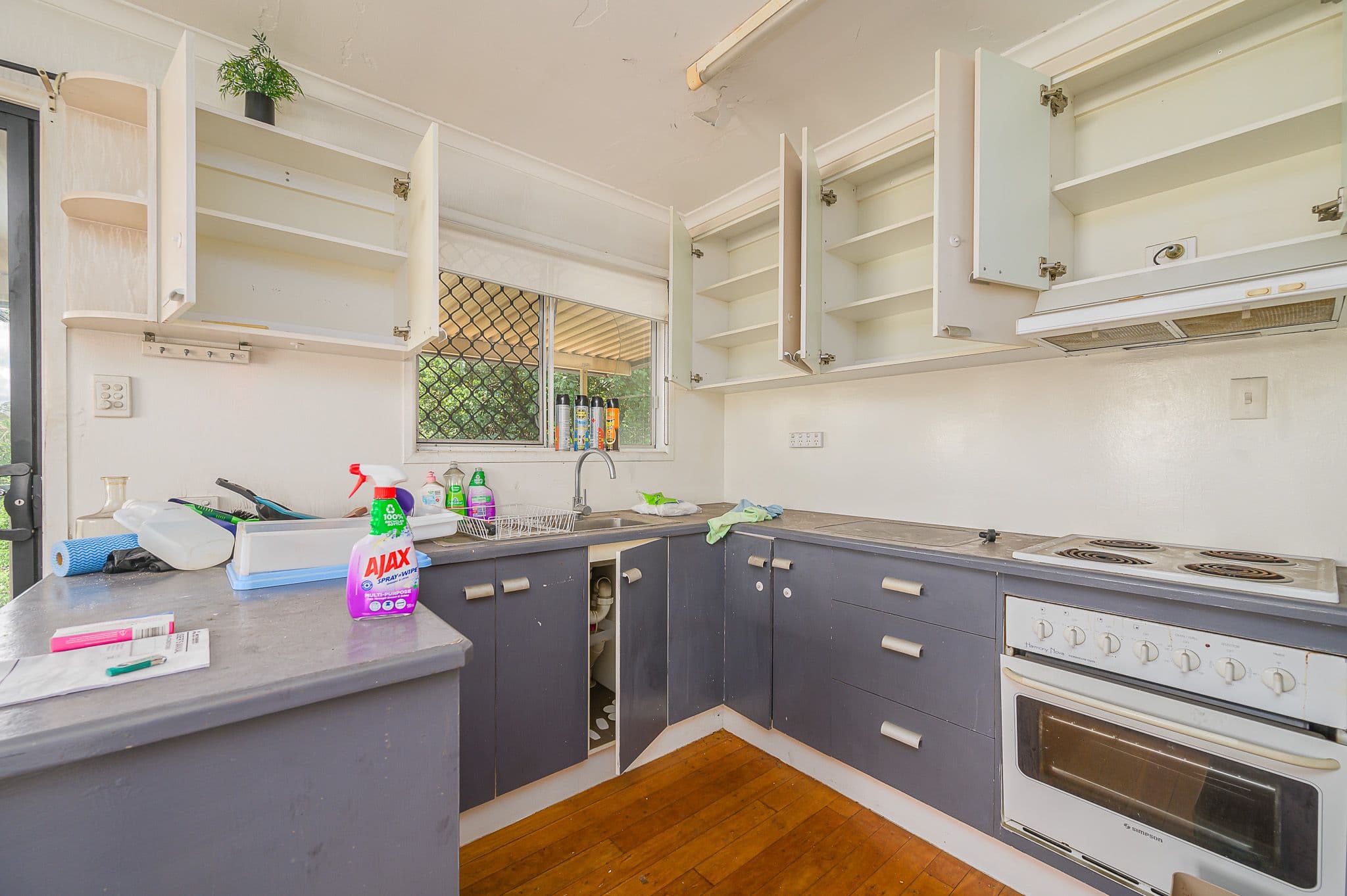 6 BERRIGAN Court, Kin Kora QLD 4680, Kin Kora - Thumbnail 4
