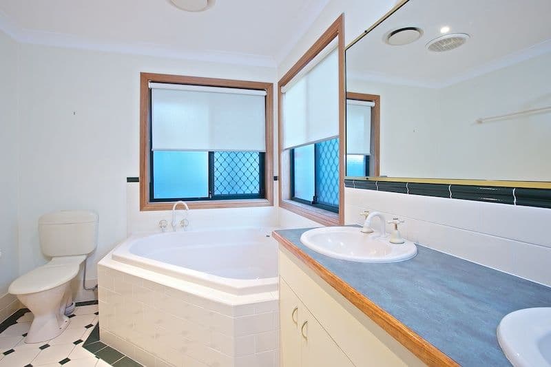 6 Lido Court, WELLINGTON POINT QLD 4160, Wellington Point - Thumbnail 8