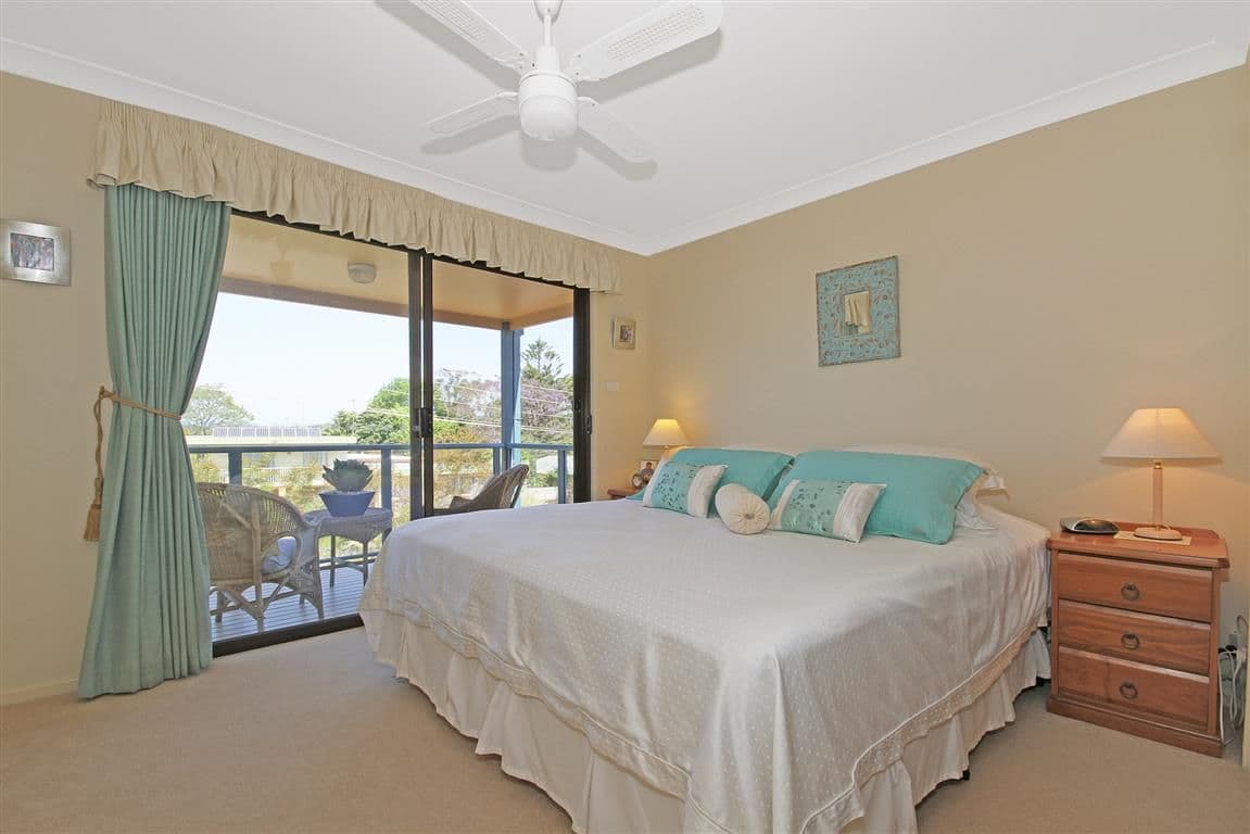 26 Derribong Avenue, Catalina - Thumbnail 4
