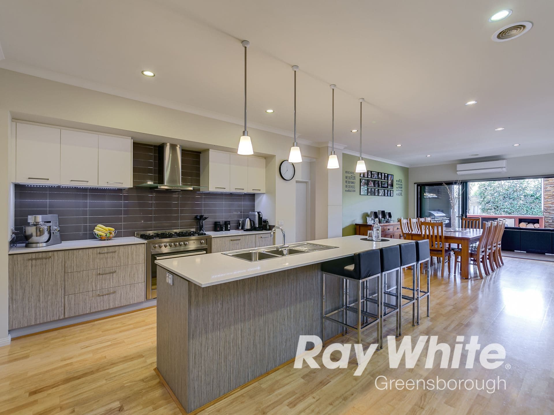 72 Overland Drive, Doreen VIC 3754, Doreen - Thumbnail 6