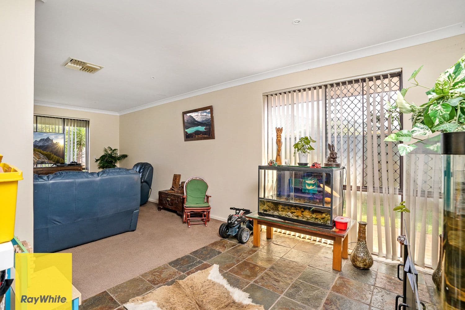87 Wheatstone Drive, Kiara WA 6054, Kiara - Thumbnail 4