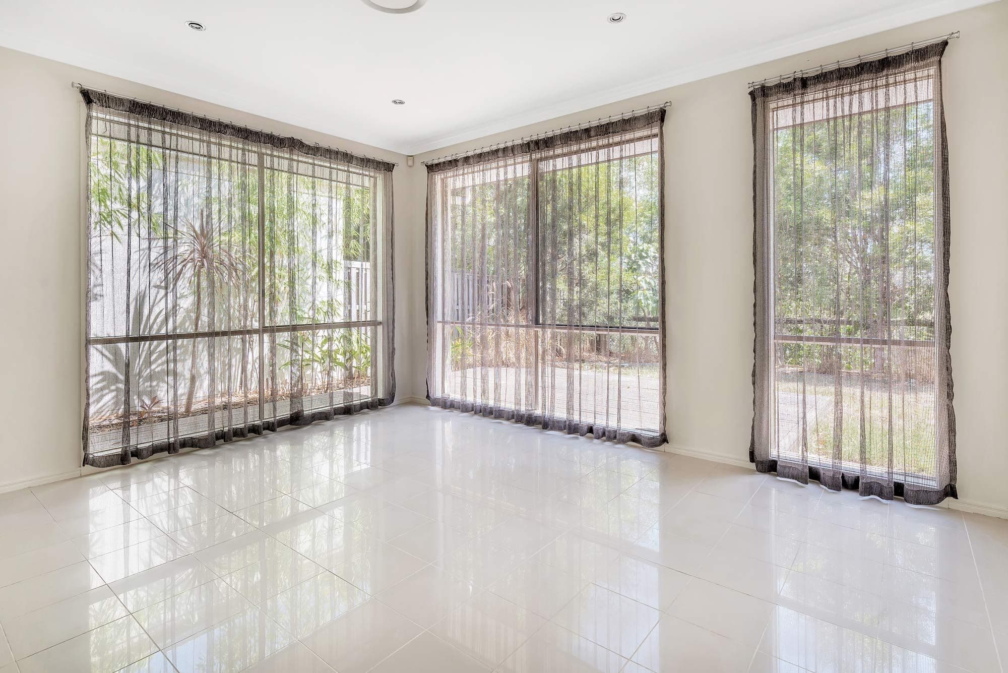 10 Hans Street, Upper Coomera QLD 4209, Upper Coomera - Thumbnail 6