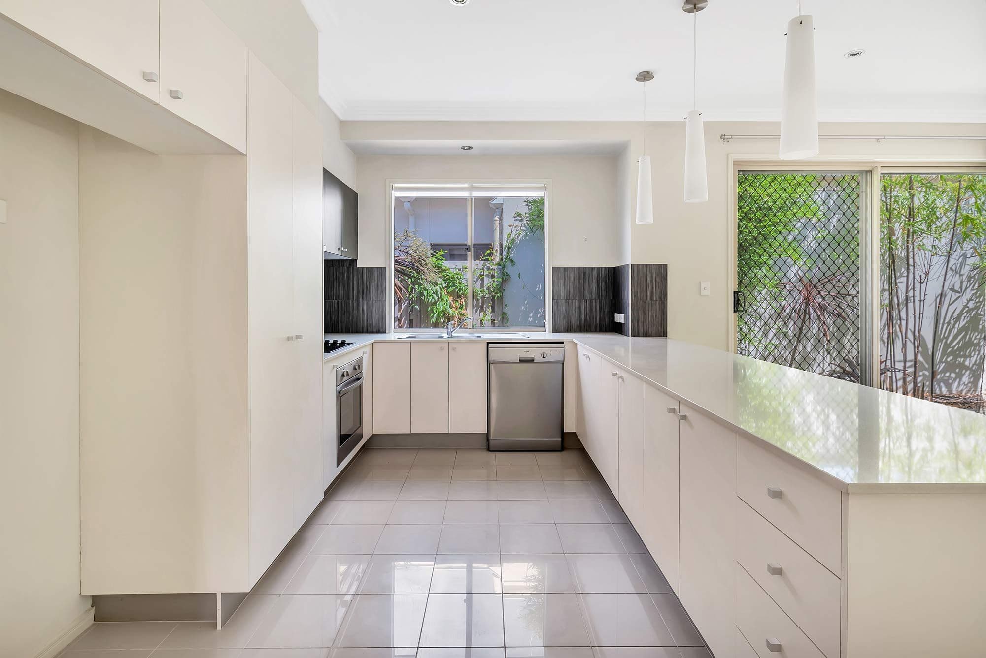10 Hans Street, Upper Coomera QLD 4209, Upper Coomera - Thumbnail 8