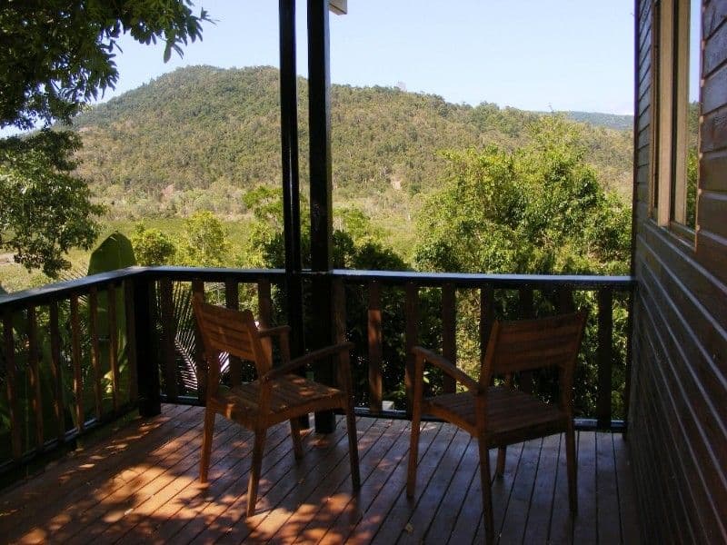 9 Cedar Court, JUBILEE POCKET QLD 4802, Jubilee Pocket - Thumbnail 4