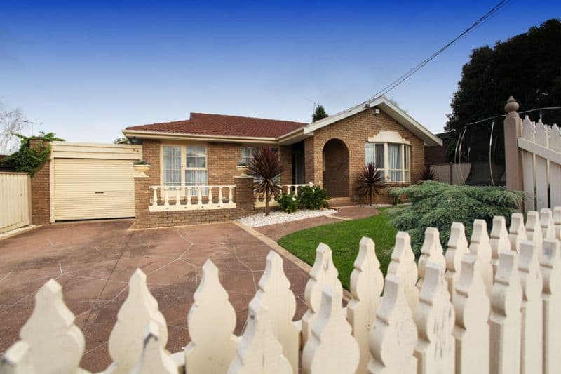 54 Golden Grove, GLEN WAVERLEY VIC 3150, Glen Waverley - Image 1