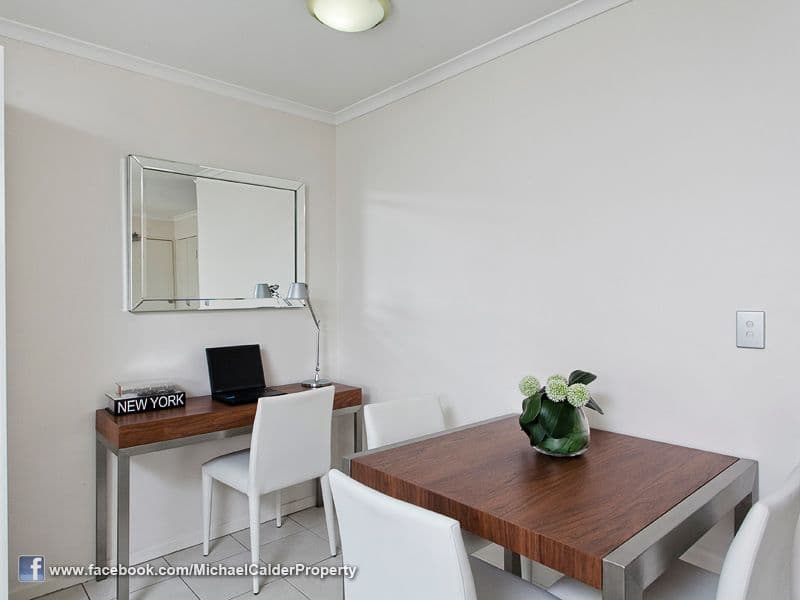 23 Winchester Street, HAMILTON QLD 4007, Hamilton - Thumbnail 7