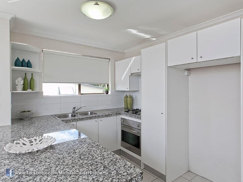23 Winchester Street, HAMILTON QLD 4007, Hamilton - Thumbnail 8
