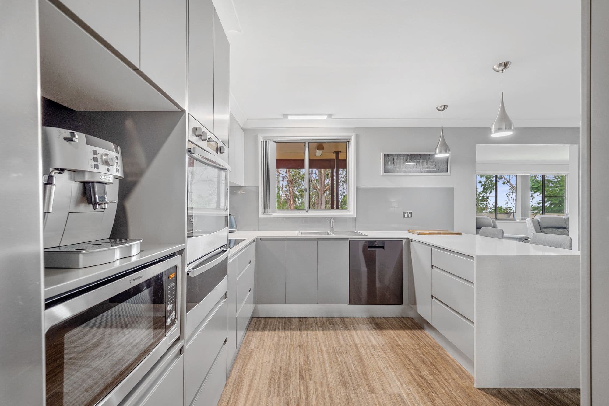 4 Seaton Crescent, Cranebrook NSW 2749, Cranebrook - Thumbnail 2