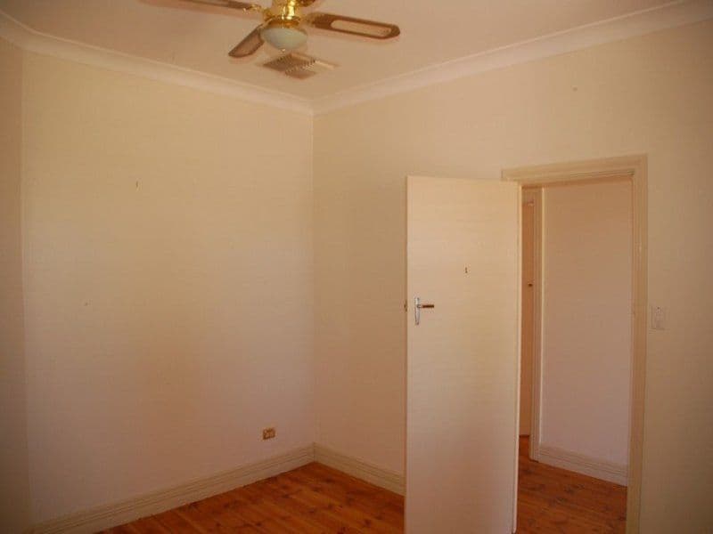 624 Lane Street, BROKEN HILL NSW 2880, Broken Hill - Thumbnail 8
