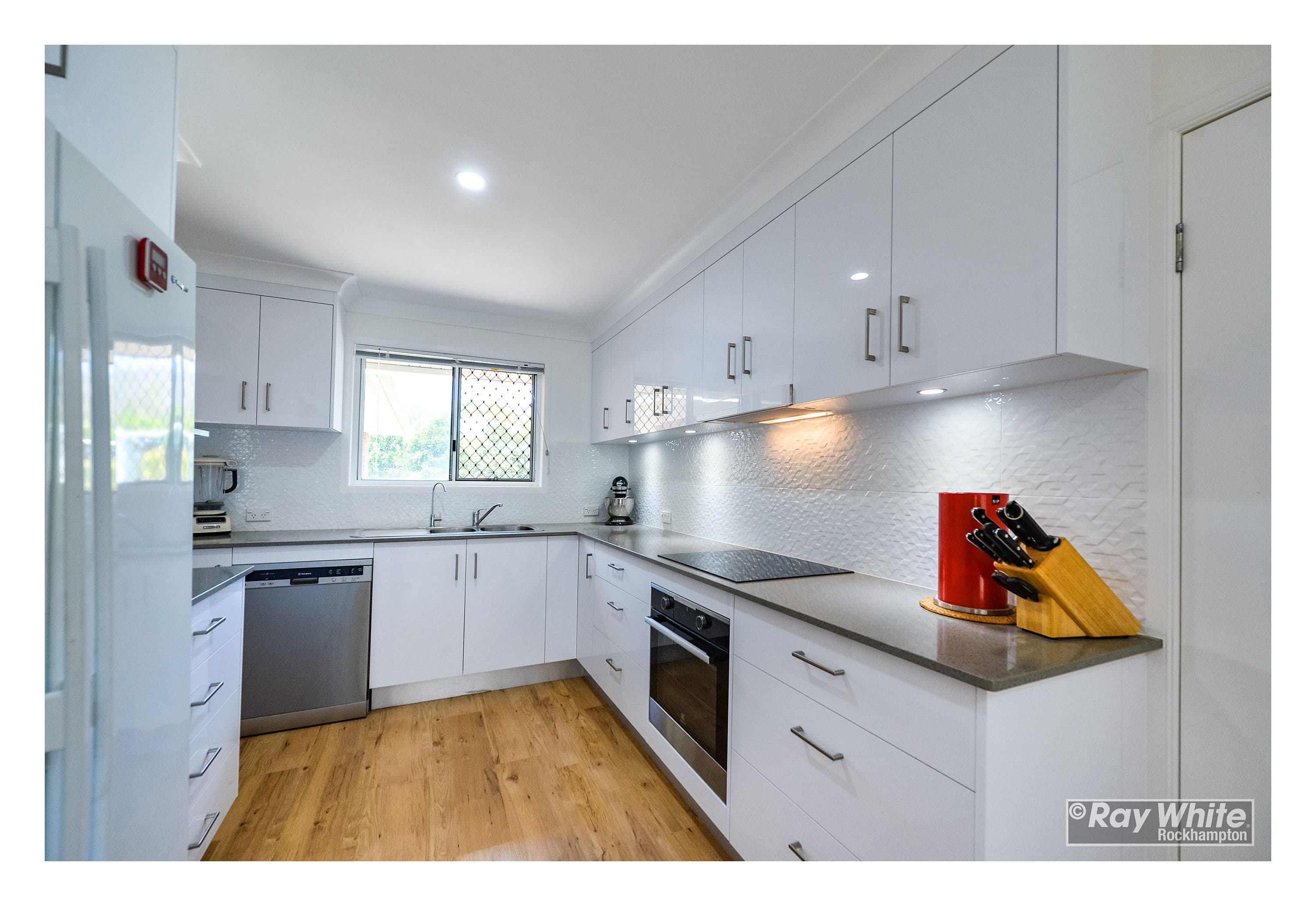 16 Beaumont Drive, Frenchville QLD 4701, Frenchville - Thumbnail 8