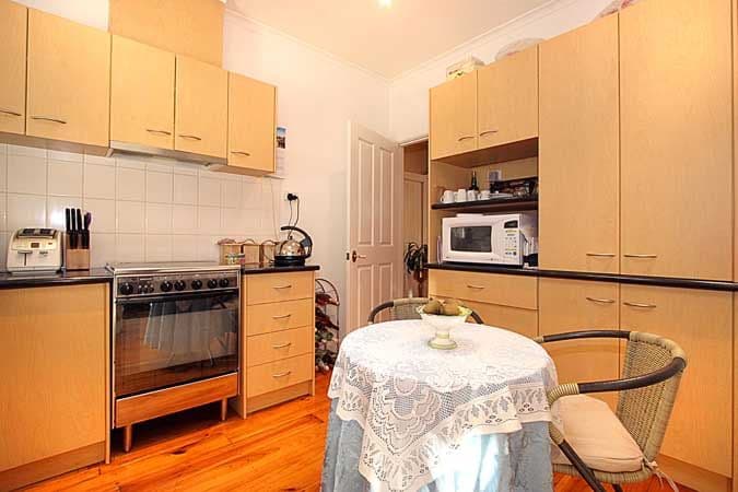 13 Parer Street, OAKLEIGH VIC 3166, Oakleigh - Thumbnail 2