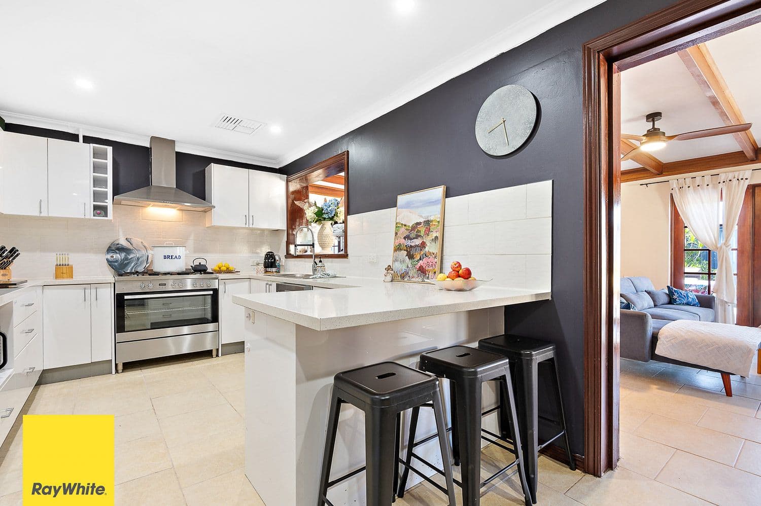 20 Sutherland Drive, Thornlie WA 6108, Thornlie - Thumbnail 4
