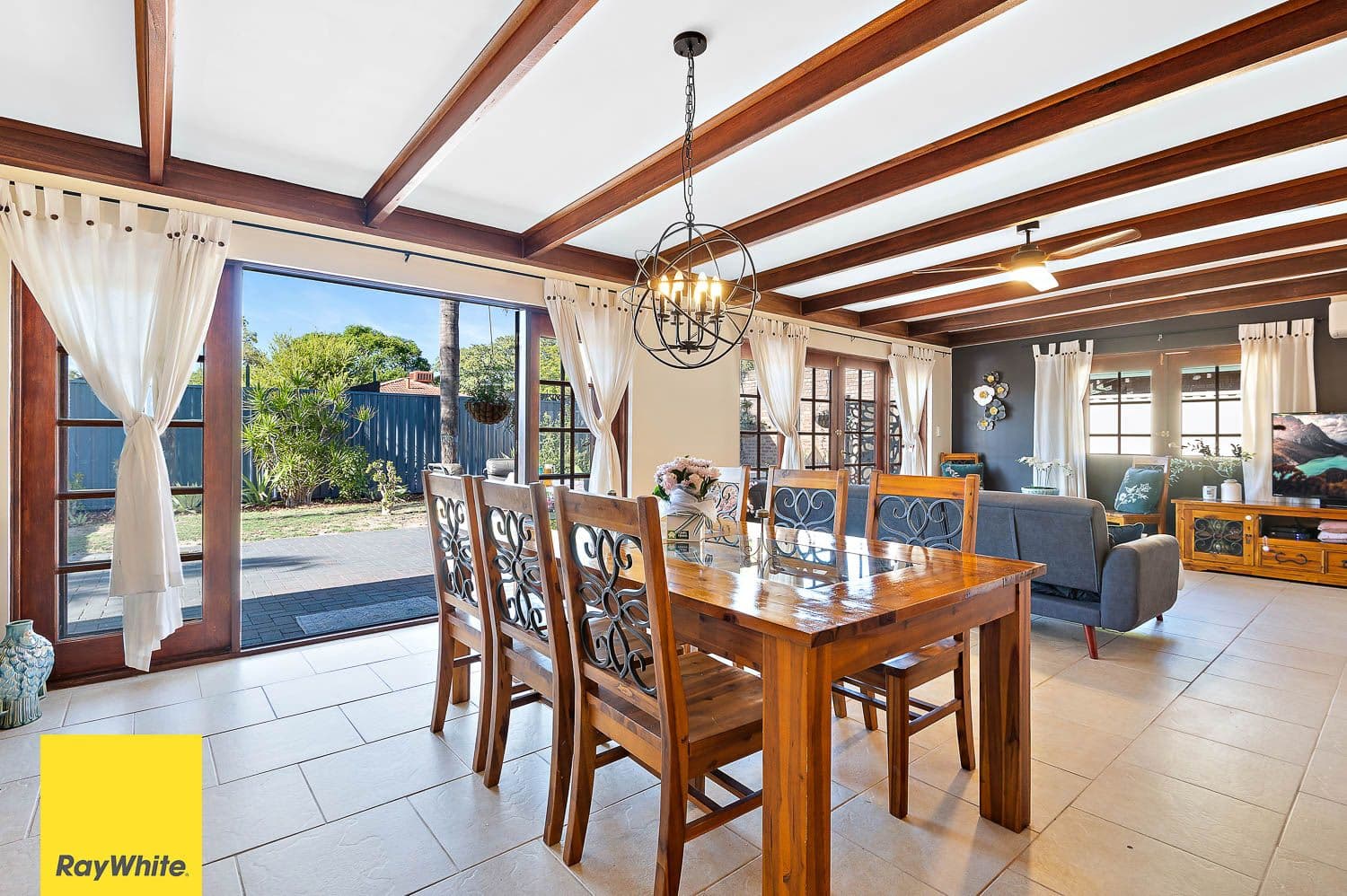 20 Sutherland Drive, Thornlie WA 6108, Thornlie - Thumbnail 5
