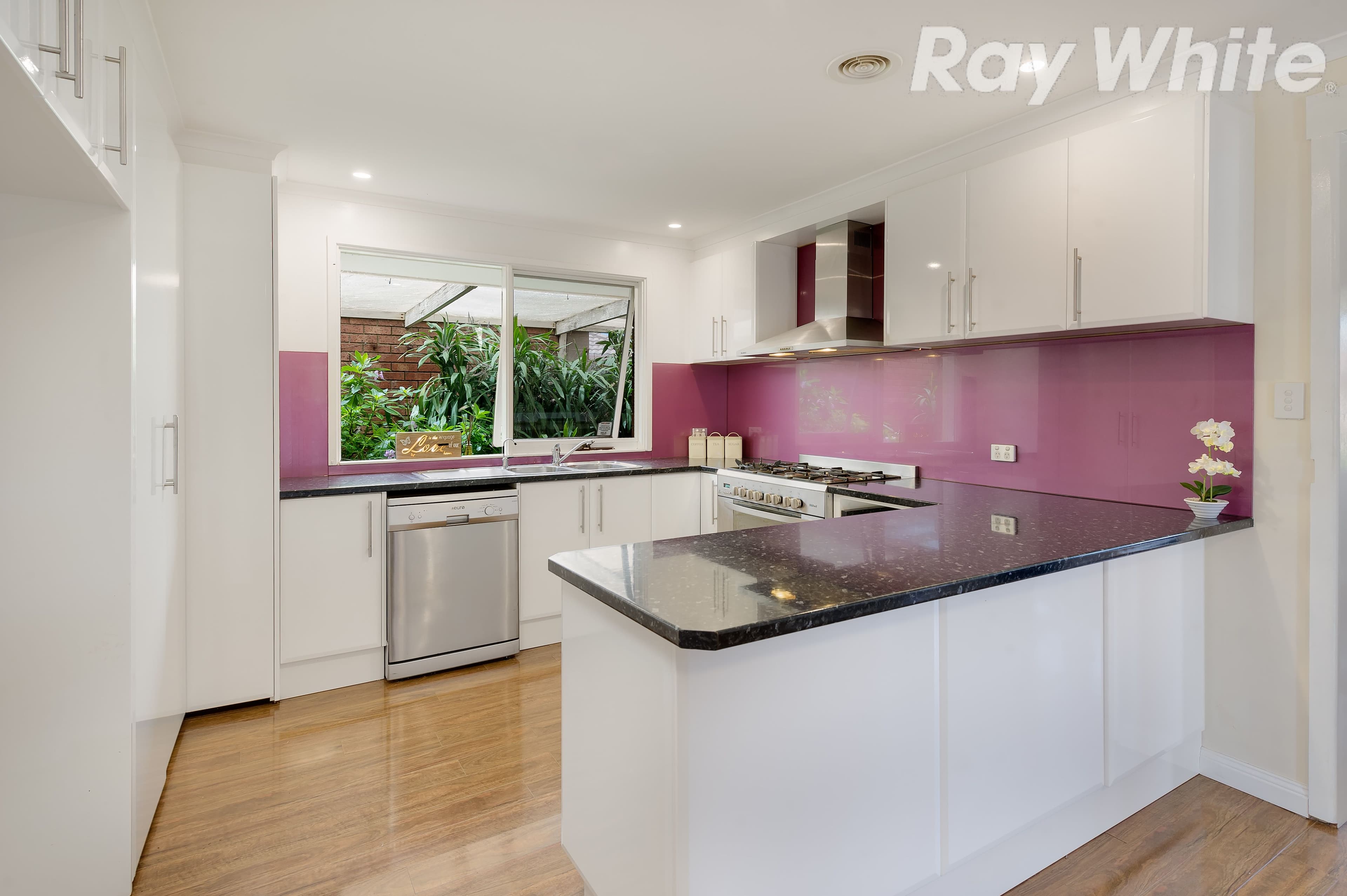 4 Denham Place, Mill Park VIC 3082, Mill Park - Thumbnail 7
