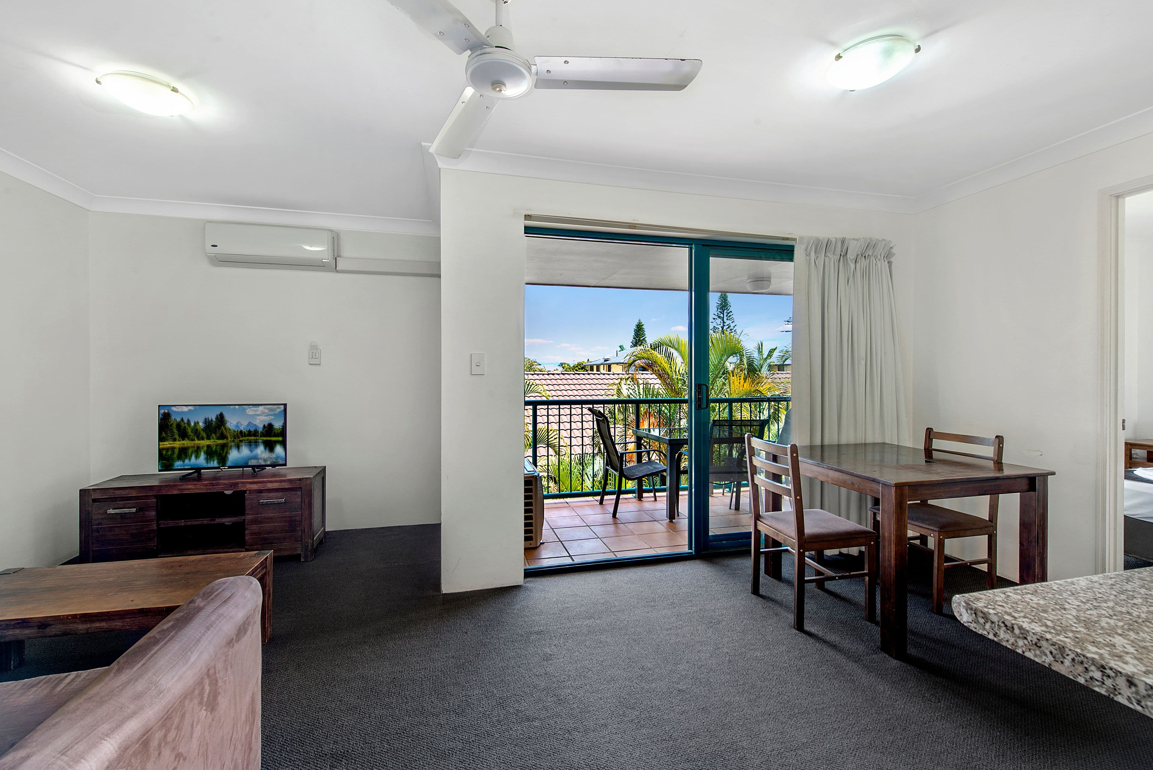 40 Tarcoola Crescent, Chevron Island QLD 4217, Surfers Paradise - Thumbnail 3