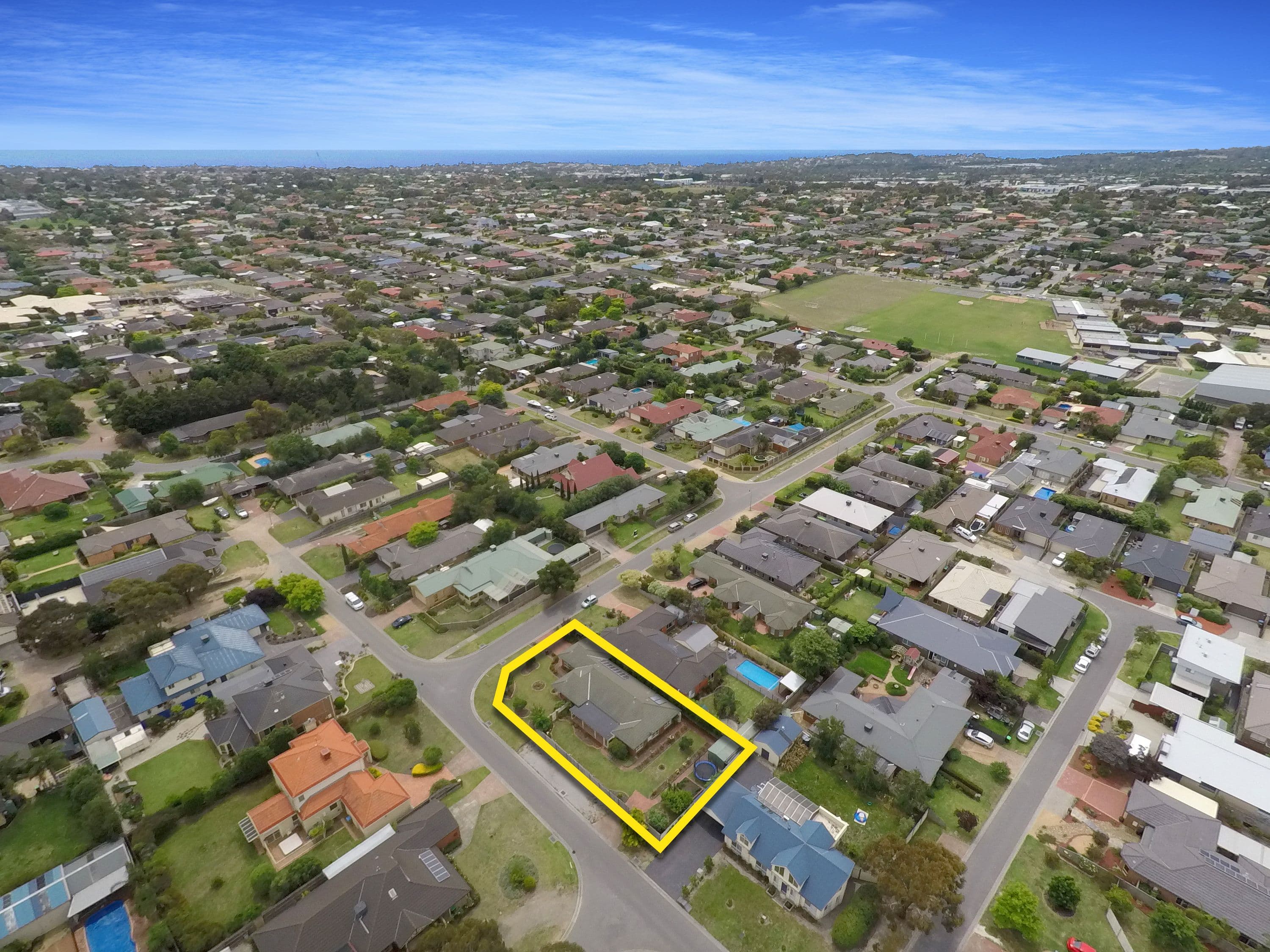 4 Kingston Close, Mornington VIC 3931, Mornington - Thumbnail 2