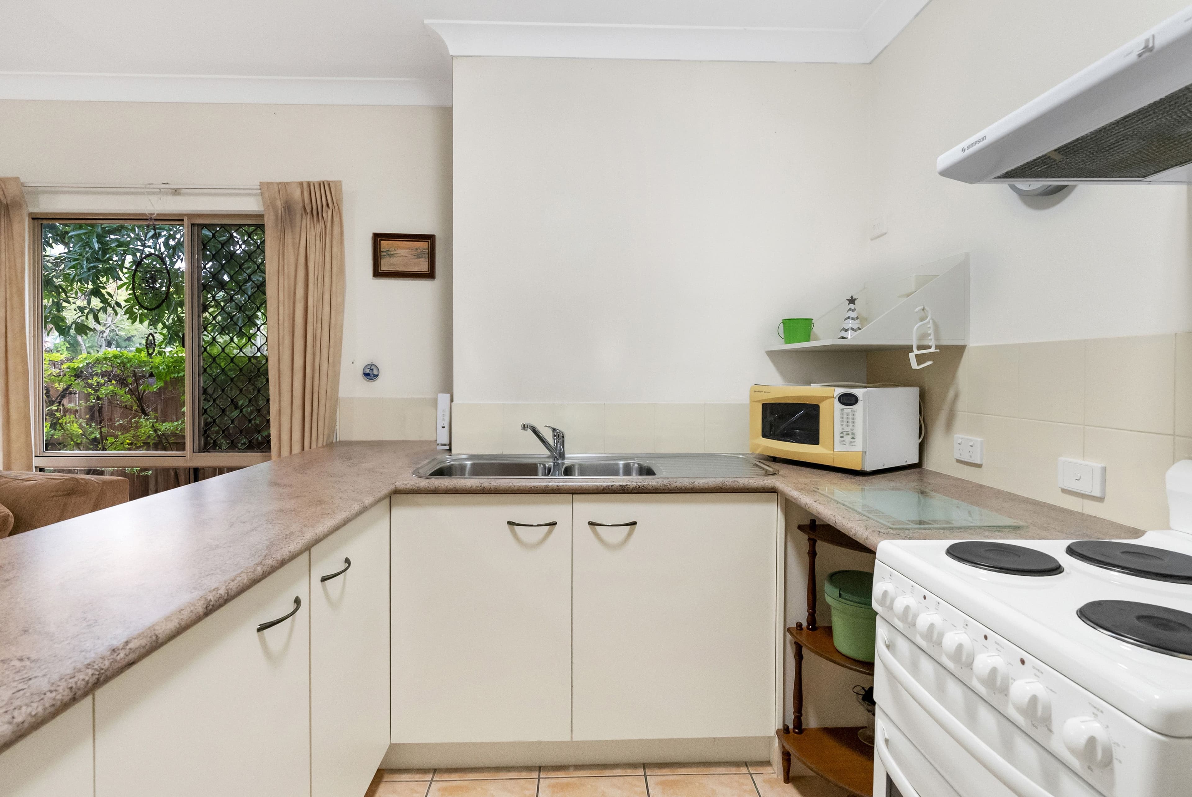 2-4 Oyster Court, Trinity Beach QLD 4879, Trinity Beach - Thumbnail 3