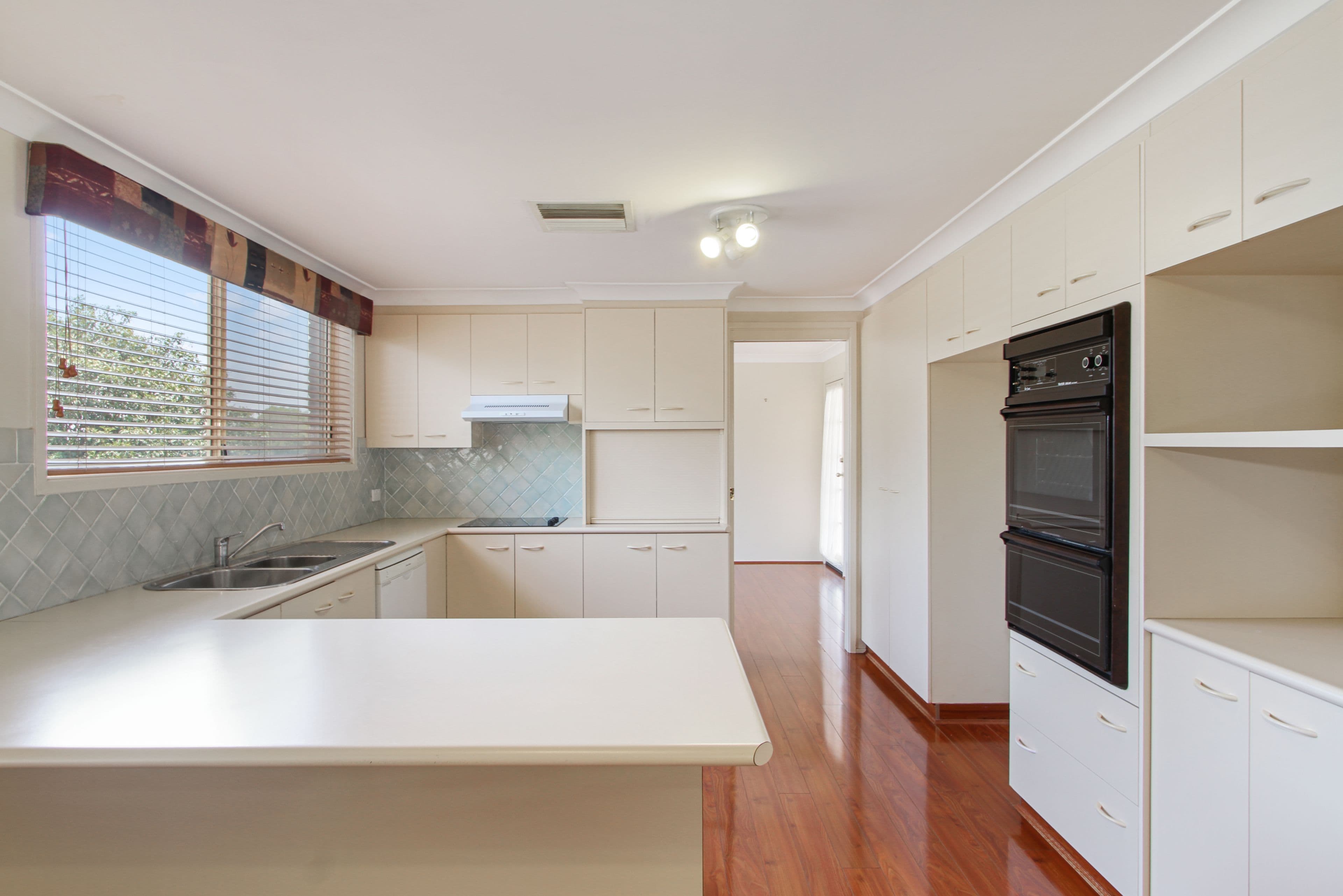 14 Camira Crescent, Tamworth NSW 2340, Tamworth - Thumbnail 4
